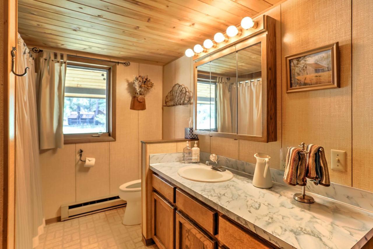 Riverside Winthrop Chalet With Hot Tub And 2 Decks! Екстериор снимка
