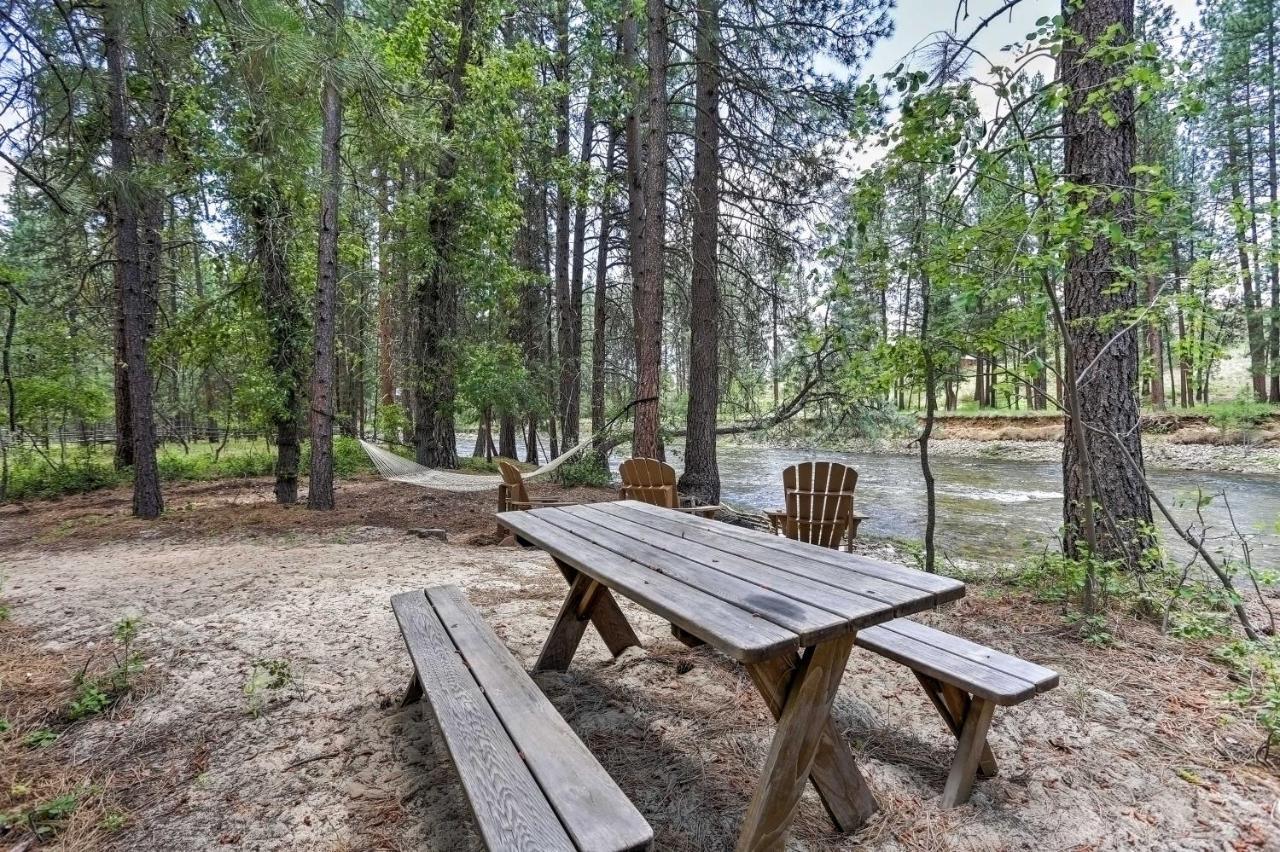 Riverside Winthrop Chalet With Hot Tub And 2 Decks! Екстериор снимка